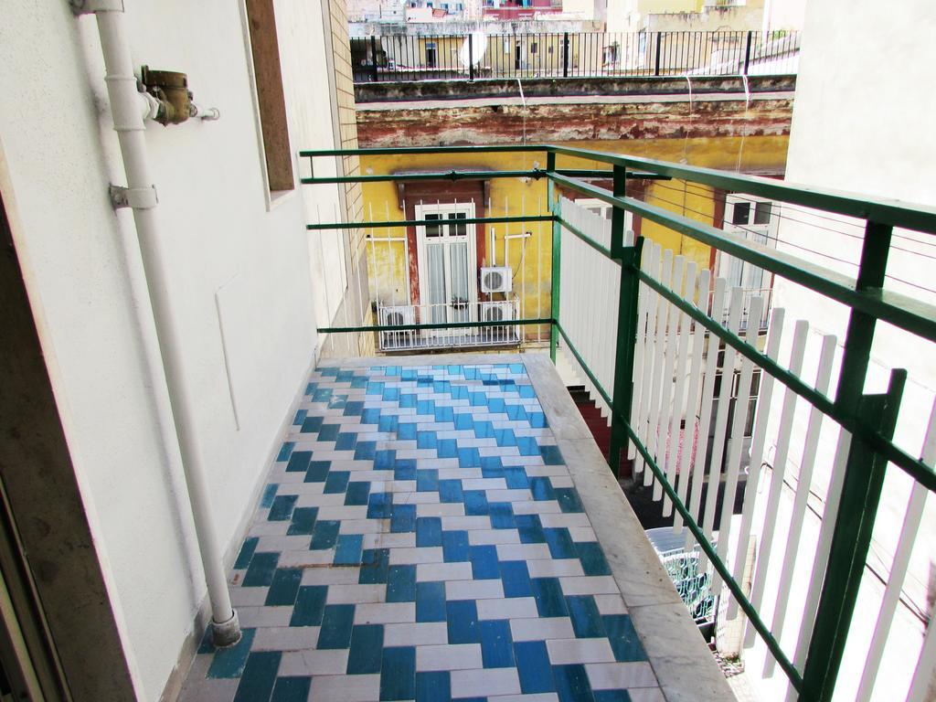 Dimora Ninì Villa Napoli Esterno foto