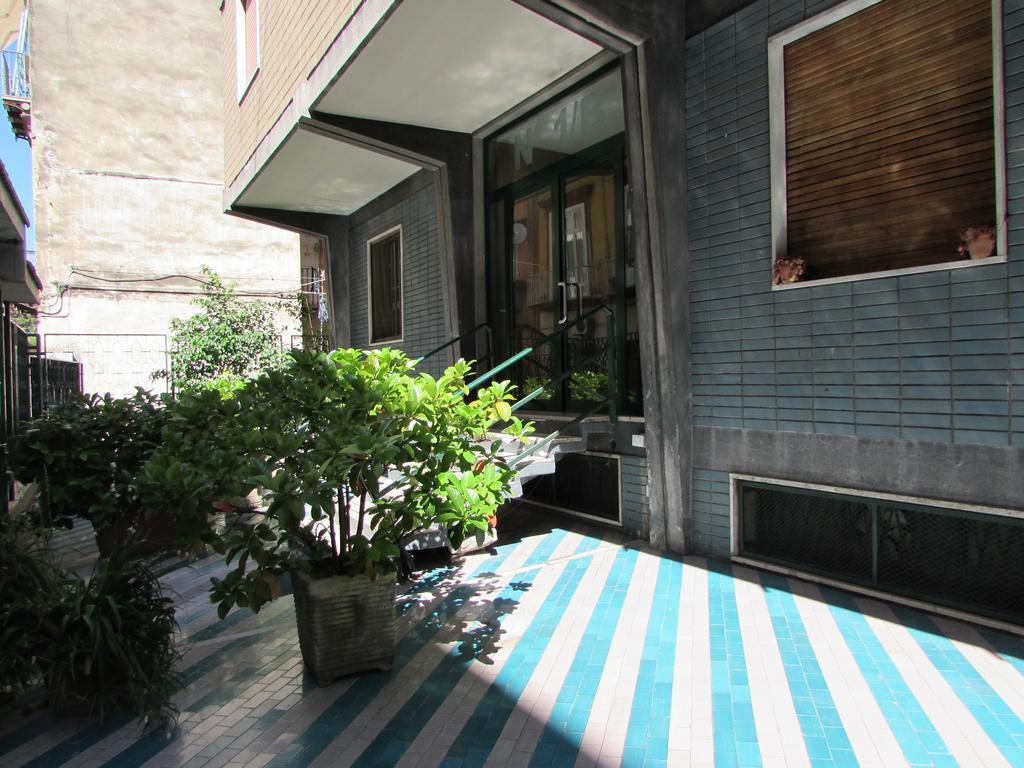 Dimora Ninì Villa Napoli Esterno foto