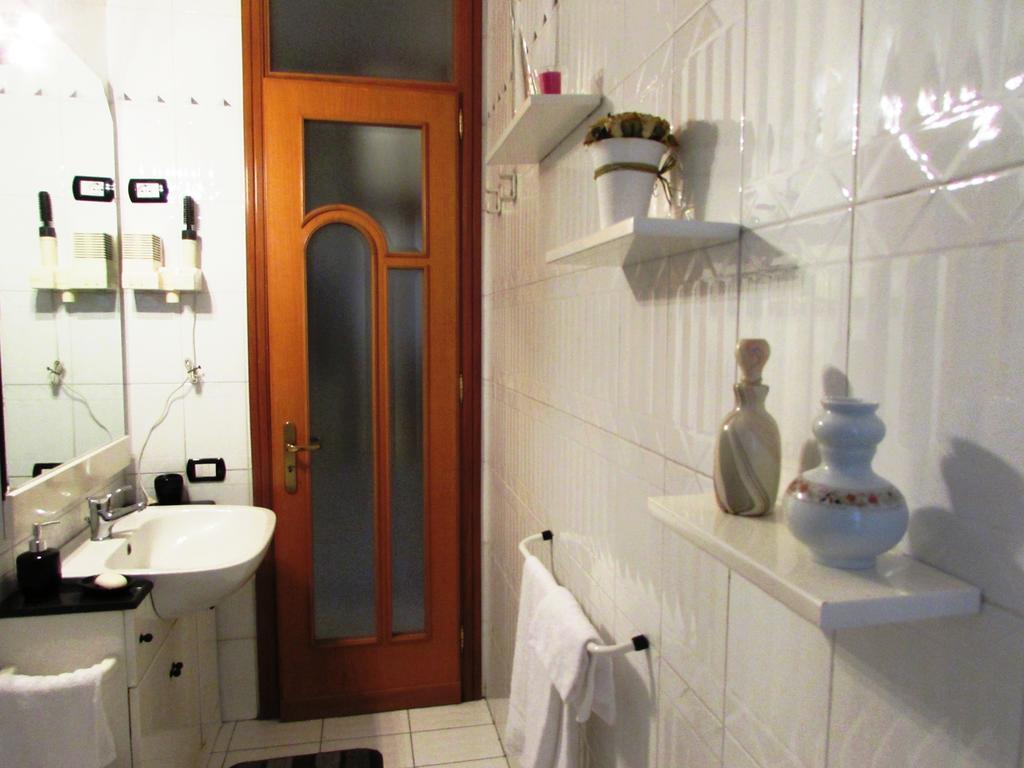 Dimora Ninì Villa Napoli Esterno foto